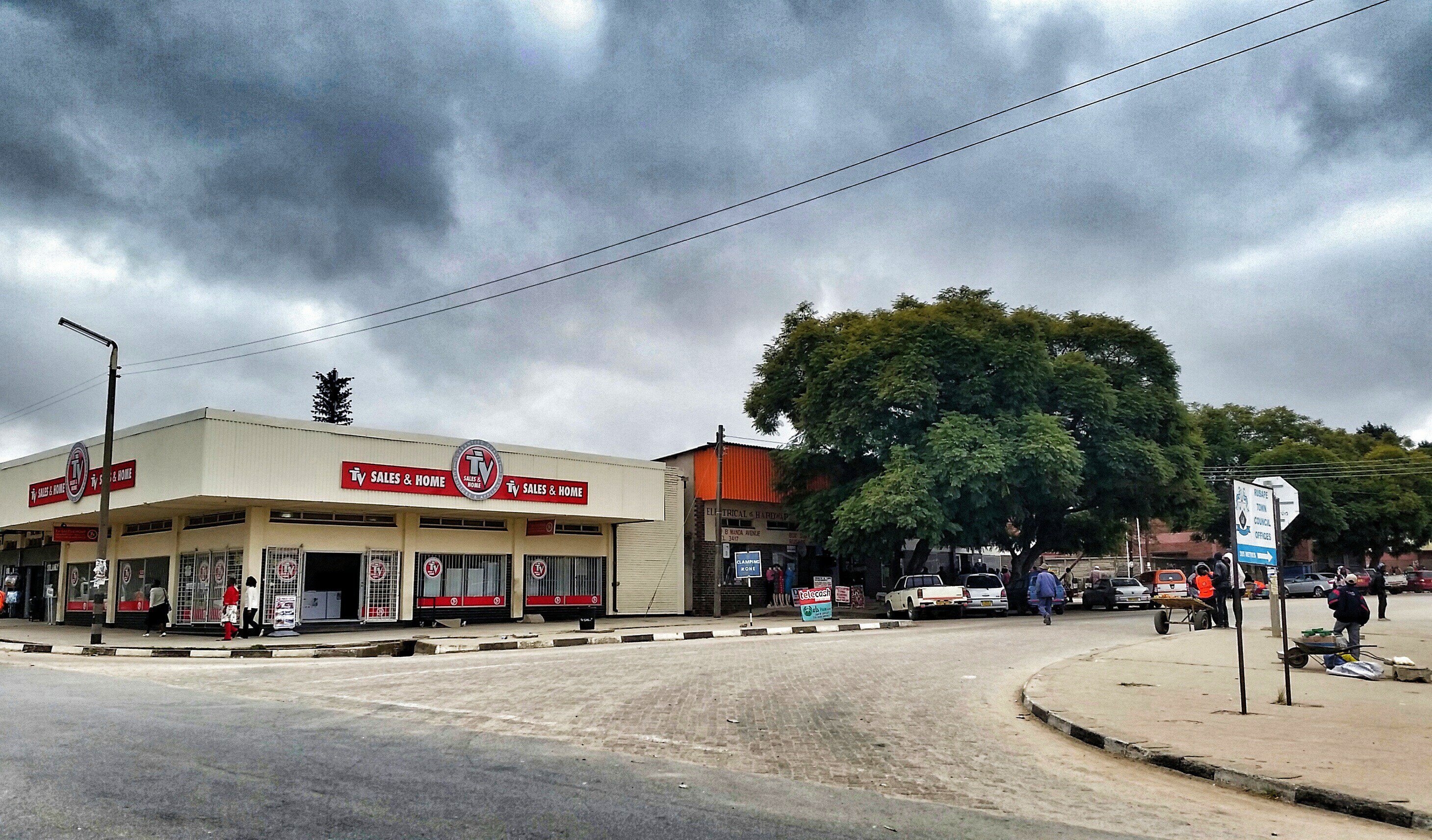 Kate Chambers on X: "Rusape. #Zimbabwe. https://t.co/2DeyviMgHC" / X