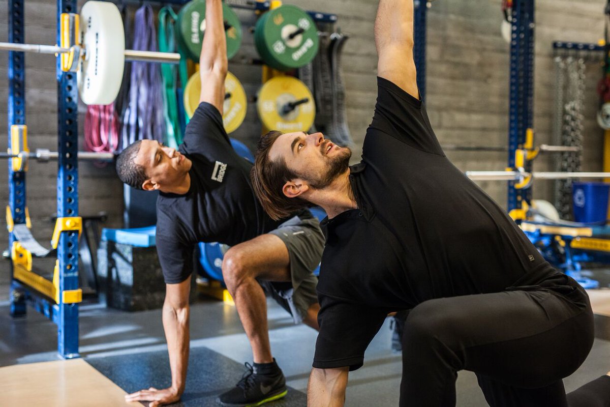 BridgeAthletic's tweet photo. For #TechniqueTuesday send us the #bridgebuilt exercise you perform best! #TransformationTuesday #tiptuesday #toningtuesday https://t.co/P9ggvLPpS6