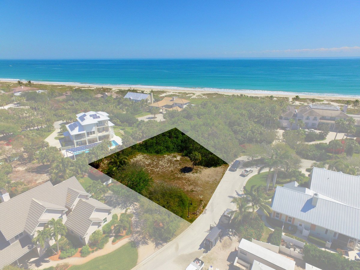 MichaelGThorpe's tweet photo. #OceanOaks #VeroBeach #FloridaLife #oceanlifestyle #buildyourdreamhome #bestplacetolive Gated community https://t.co/Pcp6TMx6Ab $599,000 https://t.co/BZL4Phiq1K