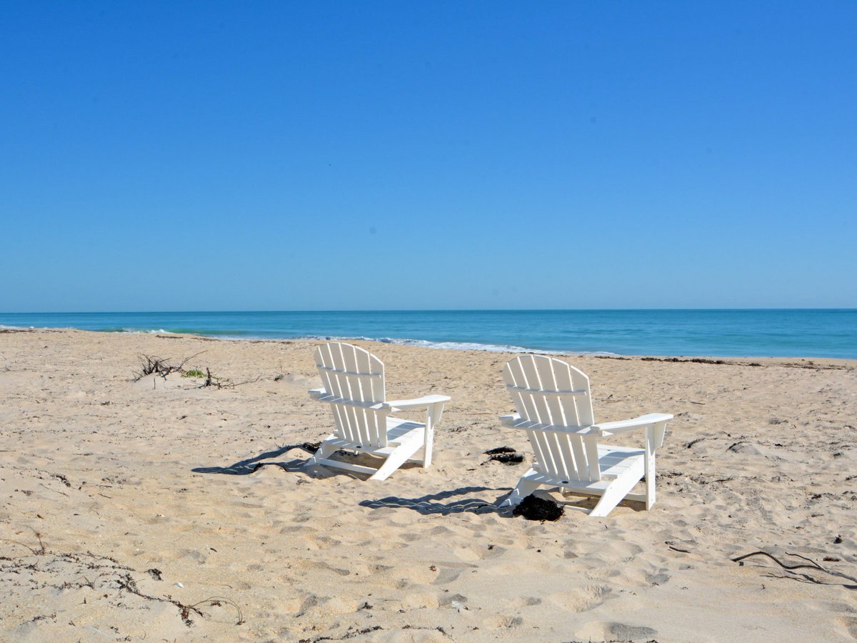 MichaelGThorpe's tweet photo. #OceanOaks #VeroBeach #FloridaLife #oceanlifestyle #buildyourdreamhome #bestplacetolive Gated community https://t.co/Pcp6TMx6Ab $599,000 https://t.co/BZL4Phiq1K