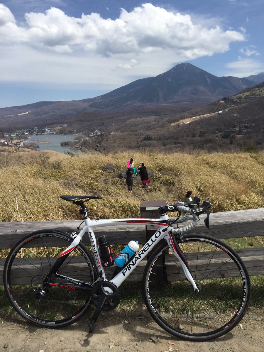 Kouta N ロード乗りとして軽く自己紹介 名前 パンター N 年齢 6歳 性別 棒 身長 169 体重 58 バイク Pinarello Marvel 脚質 登坂していたい 目標 ダウンヒル克服 好物 甘味 苦手 ダウンヒル 嫌い 冬の停車時のアイウェアの曇り 次のバイク 選べん