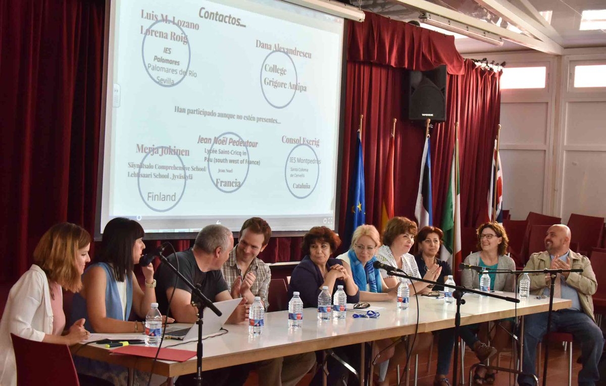 PaidosDenia's tweet image. #SmartMaths Mesa redonda sobre las Enseñanza de las Matemáticas en Euorpa. #paidoseneuropa @sepiegob @DiscoverySchNCL