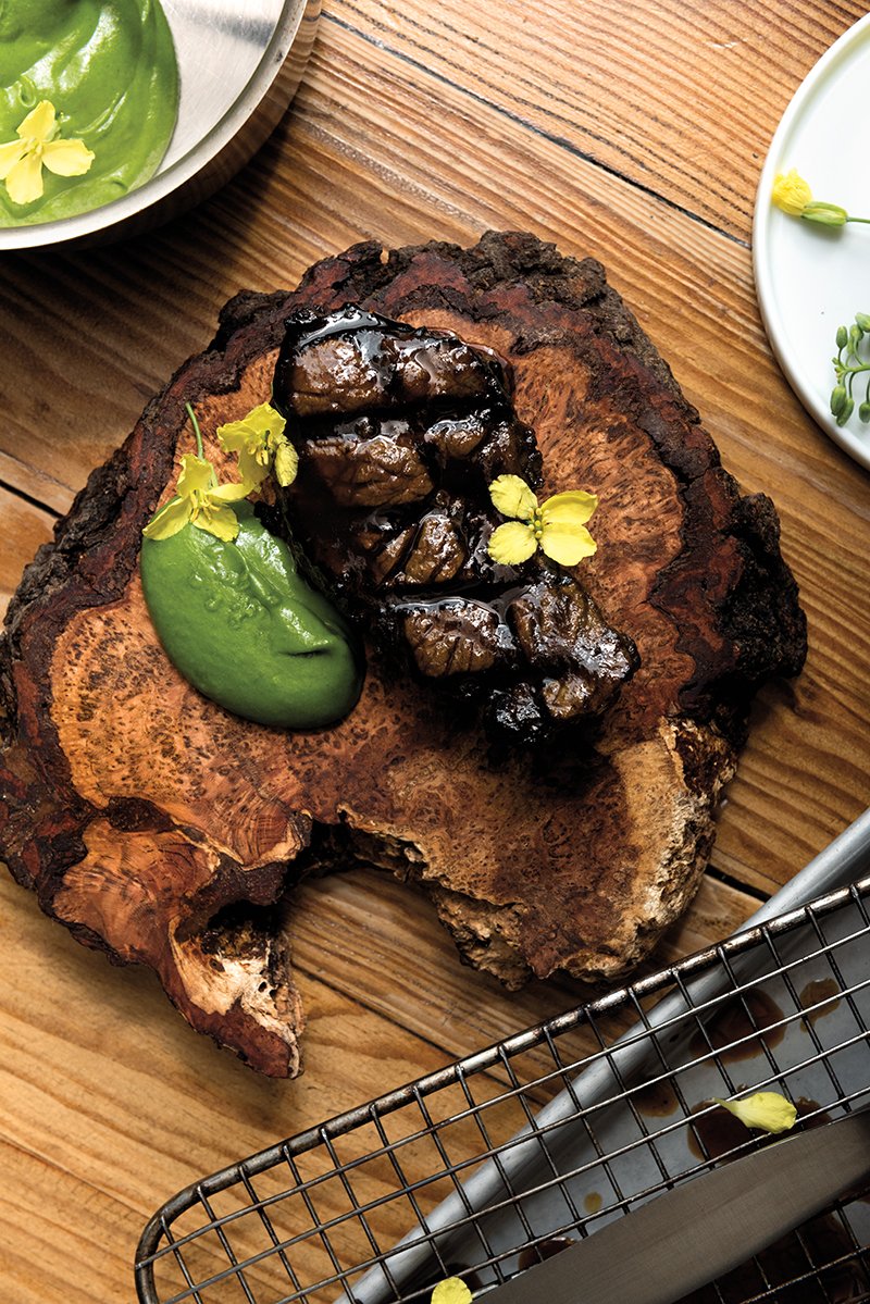 theimproper's tweet image. Summer's coming, we swear! Grill tips via chefs at @BambaraCAMB @midarestaurant @UNIBoston @LittleDonkeyBos + more ow.ly/Y1co30cmuup