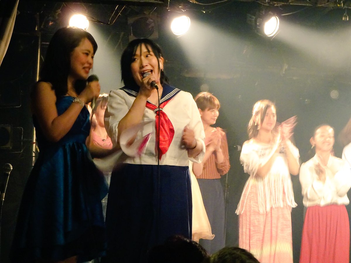 kaye_24_ tweet picture