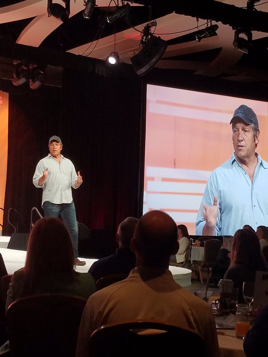 foxjackson's tweet photo. @IASAinc #IASA2017 #therealmikerowe https://t.co/JY3Zo77Uce