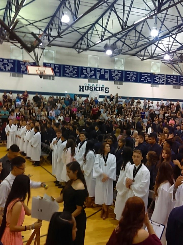 PatsyPlhailey's tweet photo. Yayyy Chapin Class HS 2017 https://t.co/sNVEavX8xp