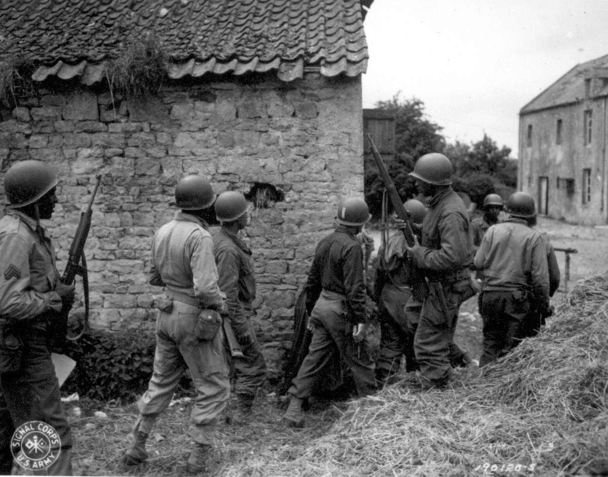 boldamericanpod's tweet photo. June 6th, 1944 1100hrs - Vierville secured by American soldiers. https://t.co/96RwzXKnul
