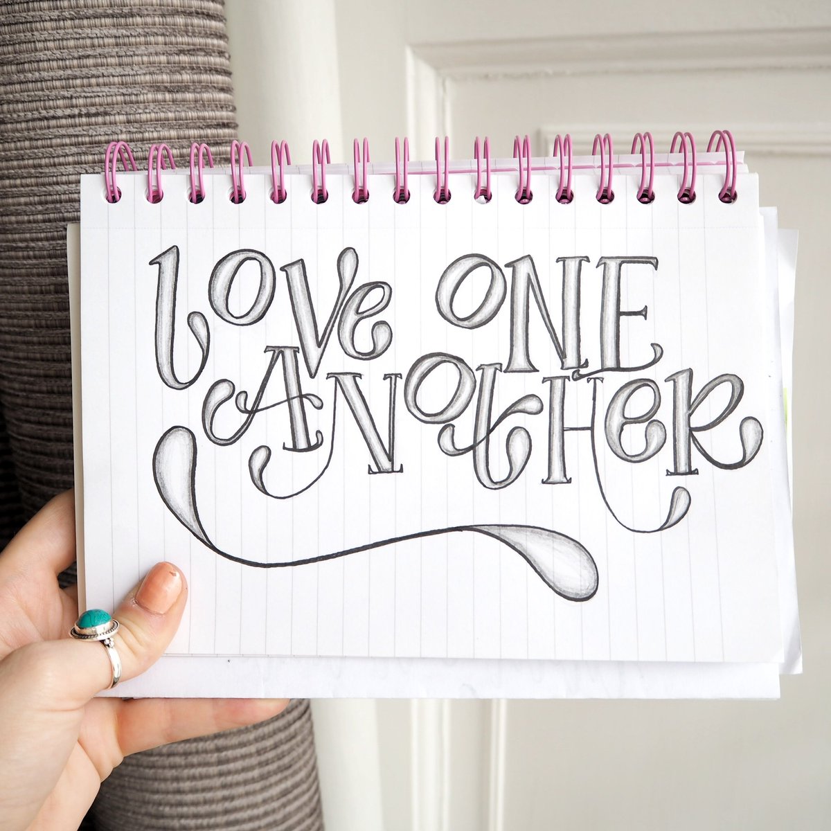 charletters_'s tweet photo. With all these hateful things happening in the world recently it's especially so important to remember to #love one another! ❤ #lettering https://t.co/nNXrUhdv1g