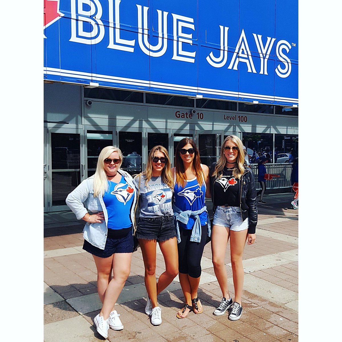 michlangille's tweet photo. Cheering on my best boys with my best girls! @BlueJays #TDTuesday https://t.co/dAyGM8A3wY