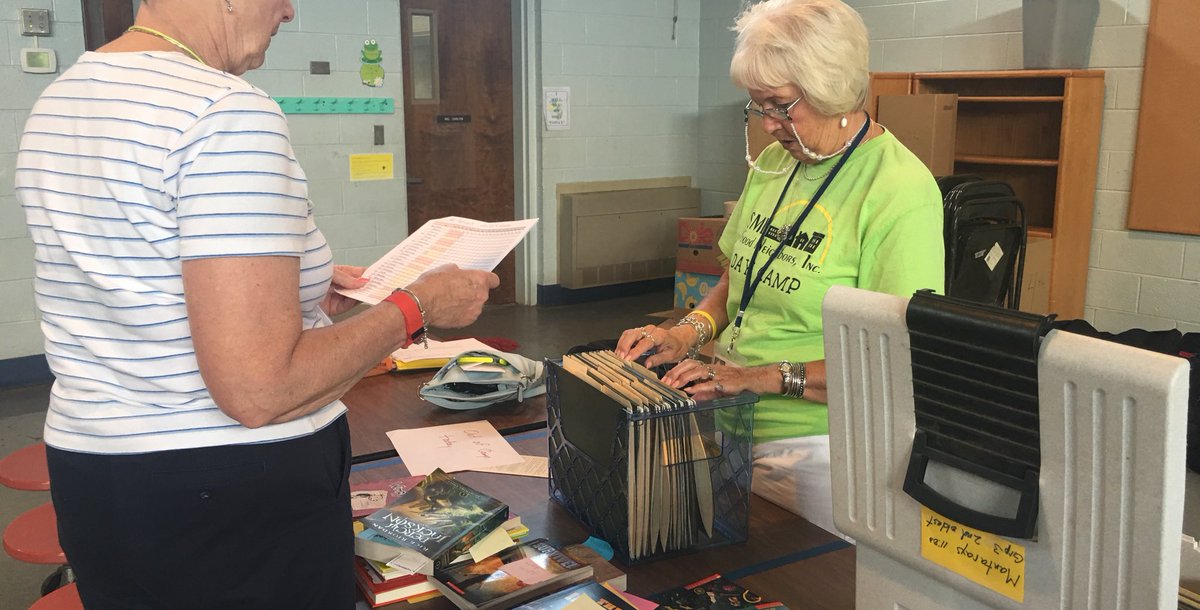 SMLGoodN's tweet photo. Combating #Summerslide with our #ReadingBuddy program #reading #education #smithmtnlake #nonprofit #SMLGN https://t.co/alMS0FUI6P https://t.co/C5jMafue0T