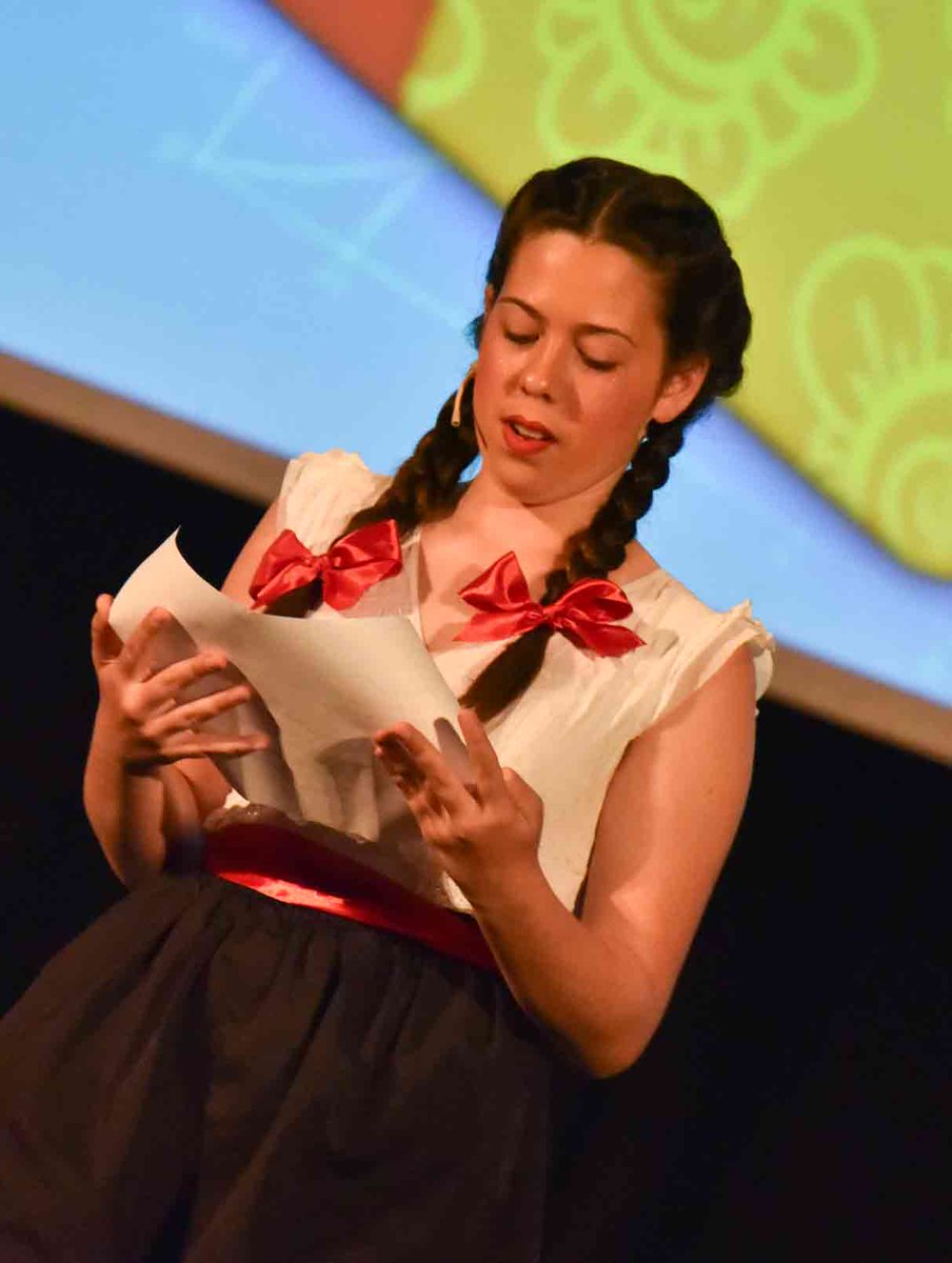 PaidosDenia's tweet image. Espectacular teatro escrito e interpretado por los alumnos de los colegios socios #SmartMaths #Erasmusplus @sepiegob