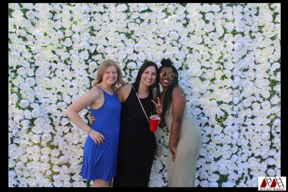 message_miracle's tweet image. Flower Power! Elegant Flower Wall Backdrop for a Wedding Reception 5.29.2017!! #messagemiracle #palaceevents #photography #flowers