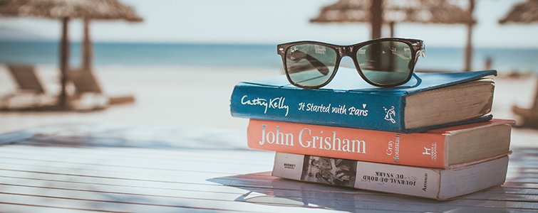 Ook helemaal in #vakantiestemming? Wat doen we veel op #vakantie: lezen. Wij maken het mogelijk voor u! #magazine #boek #printen #drukken