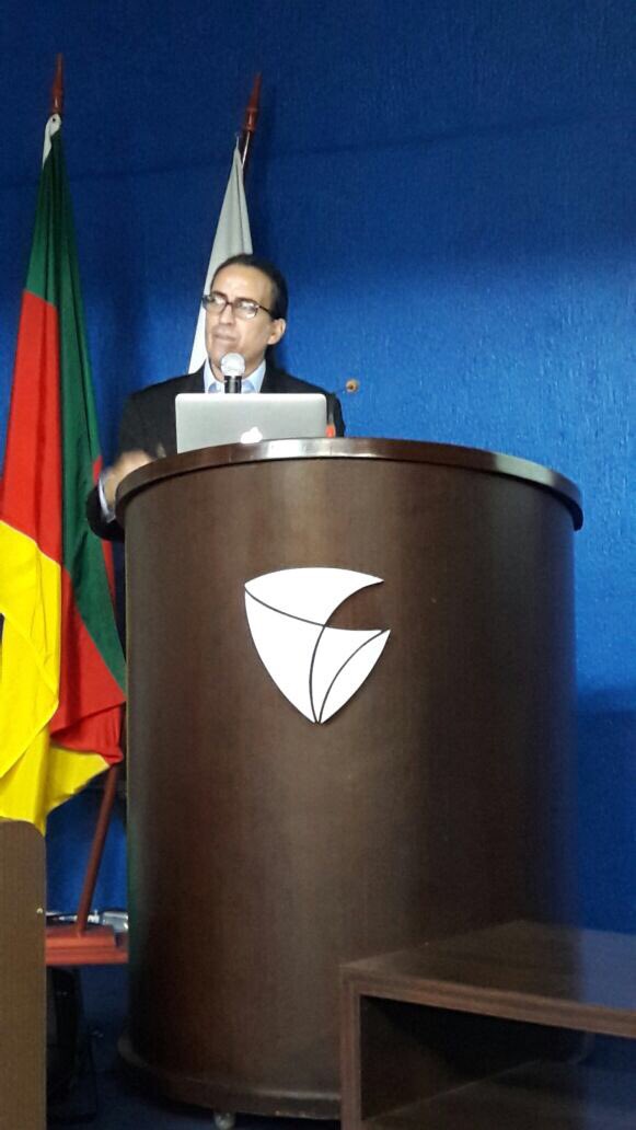 ExpertoCapilar's tweet photo. Conferencia #Reflexoterapia #CraneoFacial Evolución del #Tacto en Universidad @Feevale #tricologo #tricologista #trichologist #Salud #Saude https://t.co/K8fTpNnm5A
