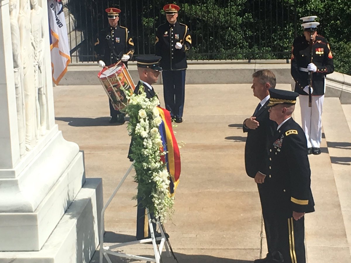 MDW USARMY tweet media