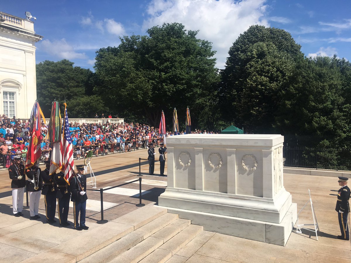 MDW USARMY tweet media