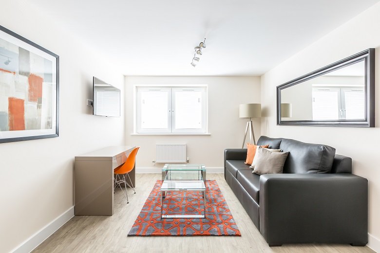 AleksandraPAS's tweet photo. NEW: Solstice House offering Luxury One Bedroom Apartments located in the heart of Farnborough, Hampshire
https://t.co/IwzwHYqTwE https://t.co/eAomDqdLJy