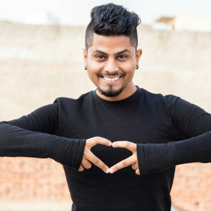 RSunil697's tweet photo. OMG! You have to see this. #BIGOLIVE.  
https://t.co/kQJWiqqBW7 https://t.co/2ClueaNwJb