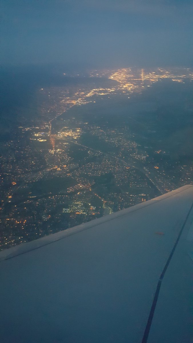 acrticmonkey_81's tweet photo. I love love love traveling https://t.co/p3ddptaN39
