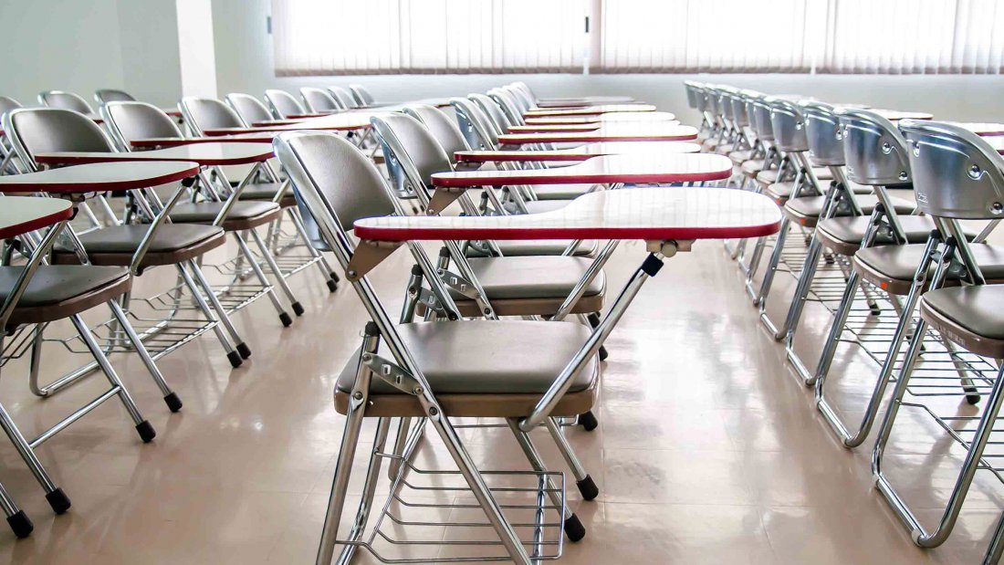 CityYear's tweet photo. What would happen if we redesigned our classrooms to foster collaboration, relationship building, and exploration? https://t.co/Ki6w2p9Ns9 https://t.co/vDu7jIkm6S