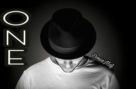 DoniaKamal17's tweet photo. One year passed On the Album #One 💖🌸🕎🎶 #One_God #One_World #One_Humanity 🌸😌💜 https://t.co/FO94UeRUvf