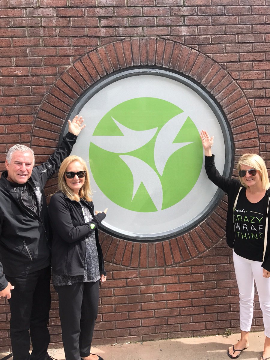 MarkBPentecost's tweet photo. Bringing the BOOM with our @ItWorksINTL Team at the Dublin office! Who is going to #WraptheMap with us? https://t.co/EueGjiV8BW