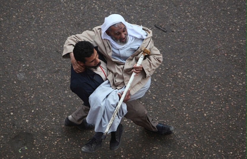 Q3li9's tweet photo. برُّ الوالدين : "دِينٌ و دَينٌ"
فالأول : يأخذكَ إلى الجنةِ
و الثاني : يَردّه لكَ أبناؤُك ..! https://t.co/ez2NO8QHdM