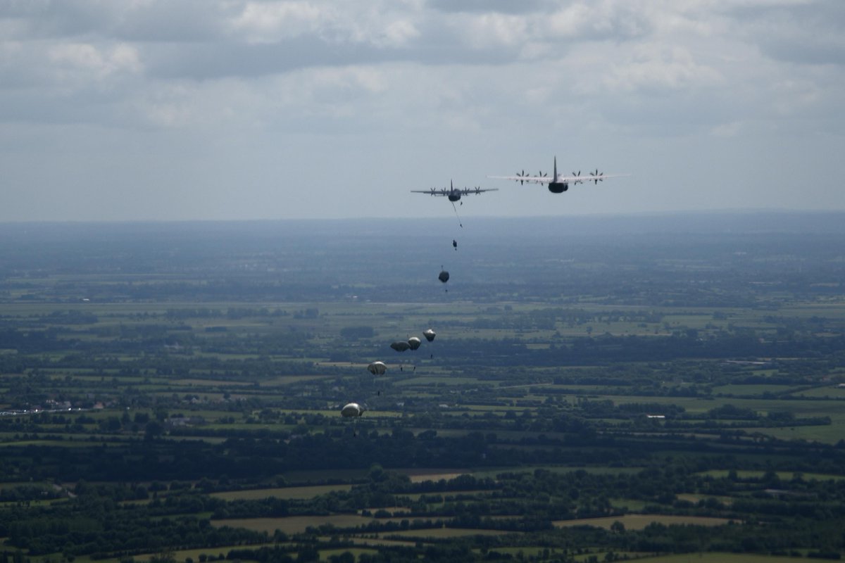 U.S. Air Force tweet media