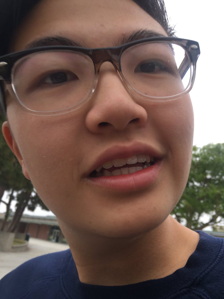 summerwillerth's tweet photo. we out here #edisonseniors picking up #trash in #apstats @aharrellmath #ad https://t.co/IcmaKFuiFu