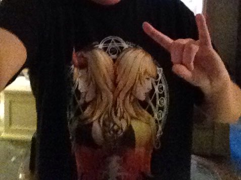 <a href="/TheMarvelMagik/">Illyana ✨</a>