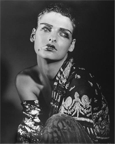 PatieAzelot's tweet photo. Beautiful...#photo #SteveMeisel ~ Linda Evangelista,1989~@DJCandari https://t.co/3PnzBoOPx7