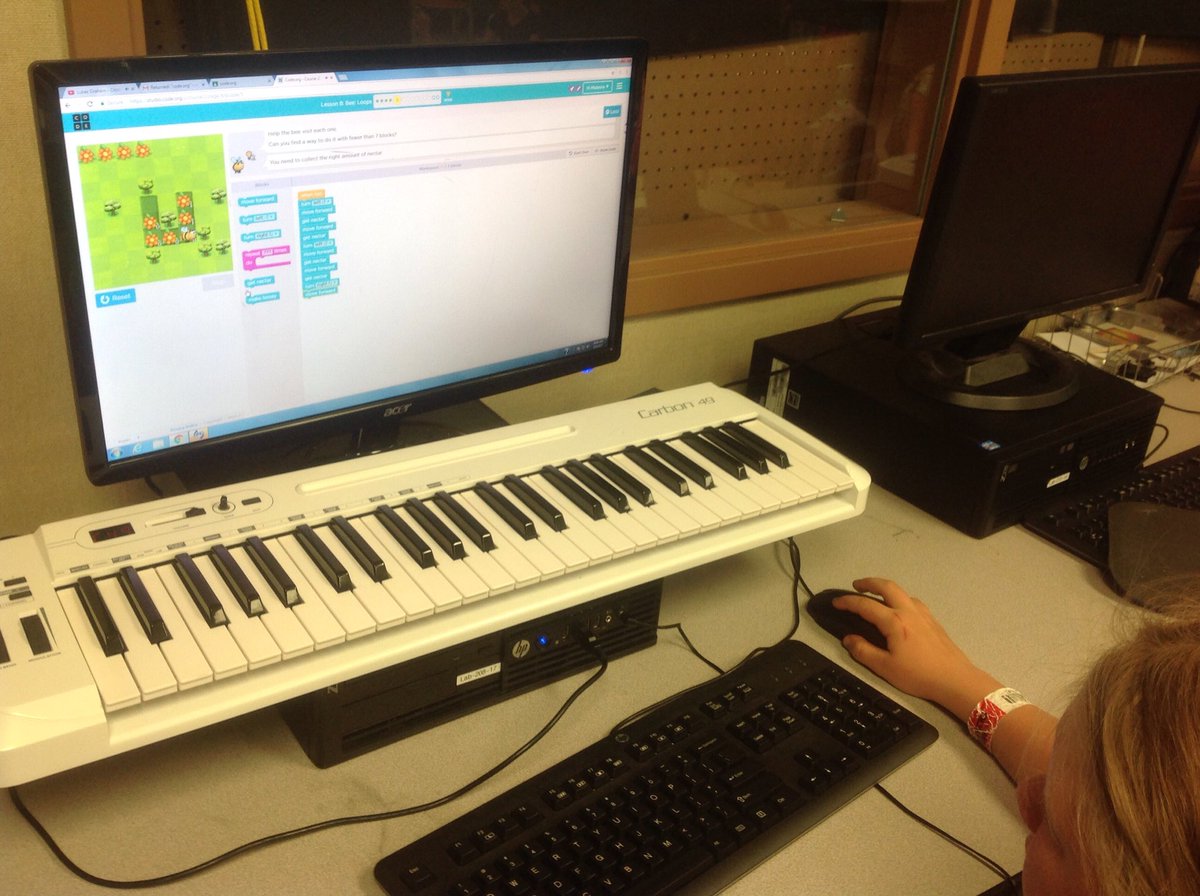 AggieSalterITS's tweet photo. #breakthatcode #whosaidschoolisboring #msdrocksbecause coding with robot turtles @codeorg and more @MontelloSD247 @ERTOlson #tlap #calchat https://t.co/1kjPKH6v0i