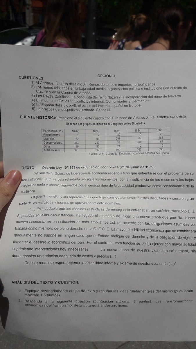 Ymir_Darkice's tweet photo. Examen Selectividad Madrid 2017 Historia de España. Yo hice la A
#EvAU #PAU #Selectividad https://t.co/TcI07qIHa7