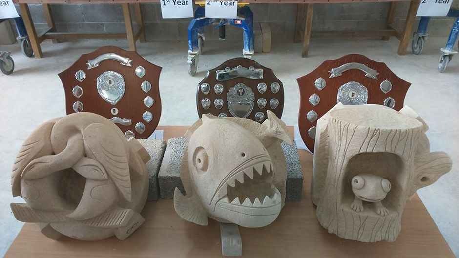 WeyColStone's tweet photo. Boss stone comp 2017 at Corfe Wed to Fri (9-4). Not been this many carving stone at the Castle since Edward I https://t.co/JSP7Br9Qbq https://t.co/kjN0Y9adci