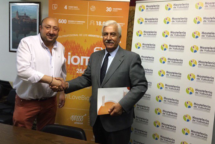#Valladolid Acuerdo hostelero con Expobiomasa para que reporte cuatro millones de euros goo.gl/MDkIJL  <a href="/Apehva/">Hostelería Valladolid</a> <a href="/EXPOBIOMASA/">EXPOBIOMASA</a>