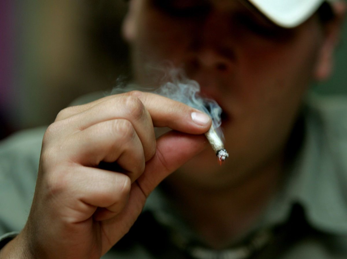 mmjeurope's tweet photo. #Marijuana Does Not Lead to an Increase in Psychotic Symptoms, according to new study

Read More - https://t.co/X32QGkwbce https://t.co/hJMmfnND3e