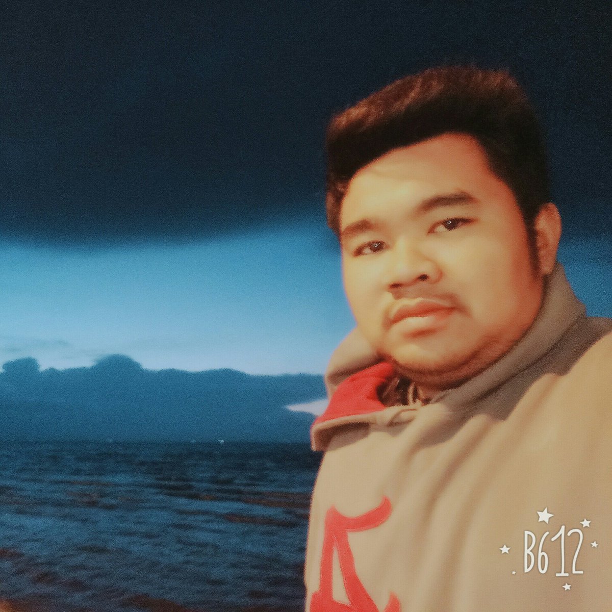 Maxgazine's tweet photo. #NewProfilePic https://t.co/zucfc1RiIb