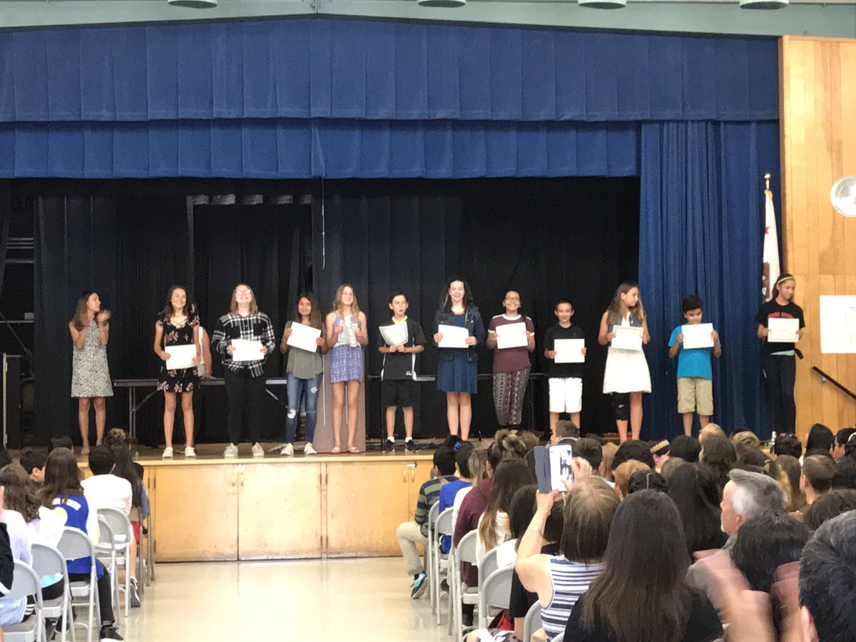featherriverofc's tweet photo. 6th grade awards. #mdusd #phsmustangs #pinehollowmiddleschool #educationmatters #awardsforacademics https://t.co/8v5s5XqoyQ