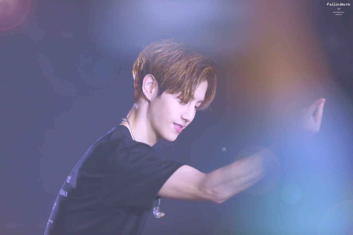 FallinMark_ tweet picture