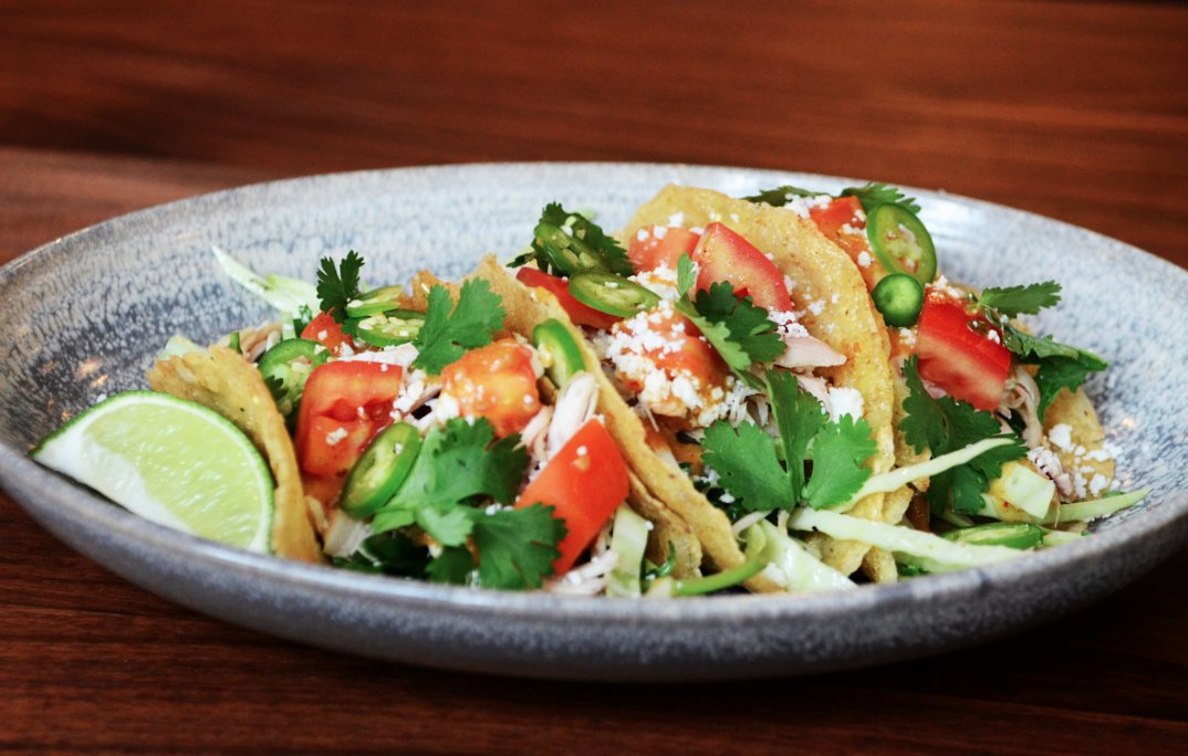 Mercury_Mpls's tweet photo. Smoked Chicken Tacos - So delicious @Mercury_Mpls
#TacoTuesday  #Mpls https://t.co/gOS3liIZdL