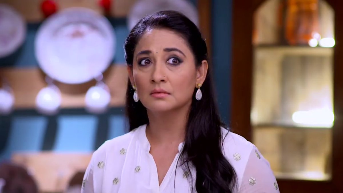 afshankhan0's tweet photo. B to shweta:written application likh k du tujhe u r nt required in kitchen, u may leave..hindi mein NIKAL YAHA SE ๐๐ #BebeRocks #Naamkarann https://t.co/TgcQ5u52py