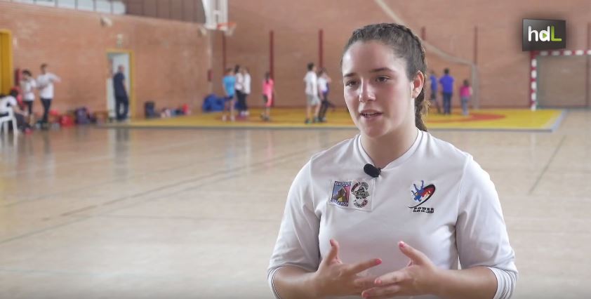 Andrea Molina, primera #luchadora española en alcanzar el podio en un campeonato europeo escolar bit.ly/2r12u2O <a href="/luchapower/">Club de Lucha POWER</a>