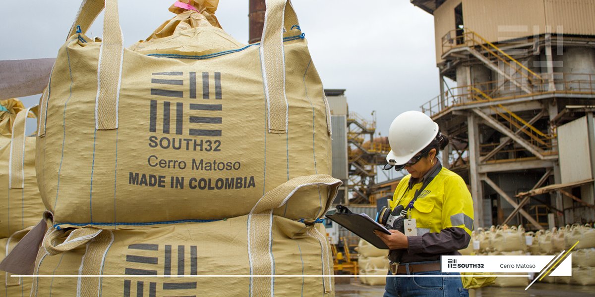 CerroMatosoSA's tweet photo. Mejoramos nuestro ambiente de trabajo continuamente para hacerlo más seguro par nuestros trabajadores. #GRI2016 #ResultadosQueSeNotan https://t.co/E4pUoUiIol