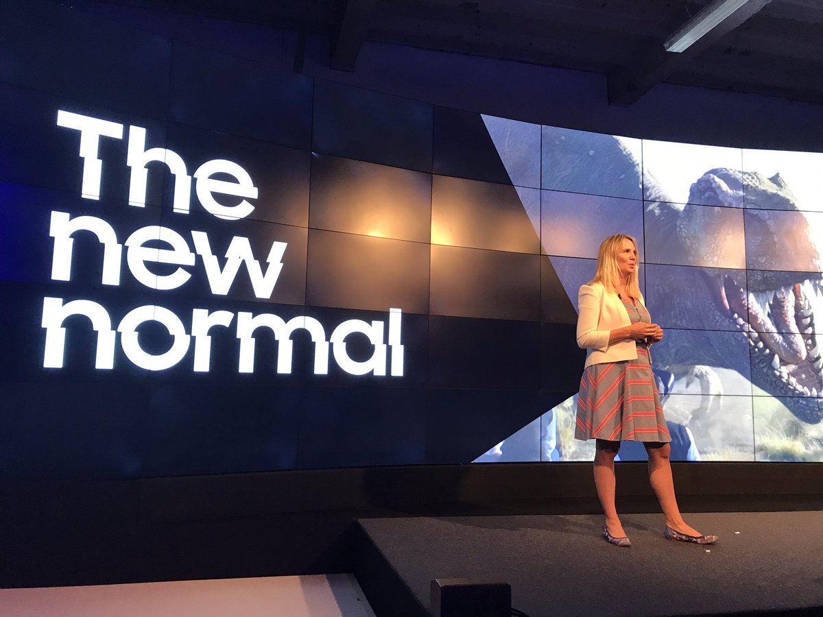 pricetta's tweet photo. @sallyannewright talking about the new normal that drives @Samsung and @samsungbusiness #futurescape2017 https://t.co/QV5uvdLOdx