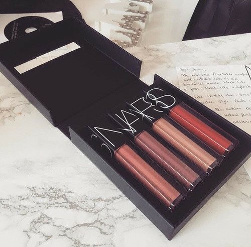  Happy Birthday Kim Hyuna!       ! this is my gift for you, i hope you like it :) 