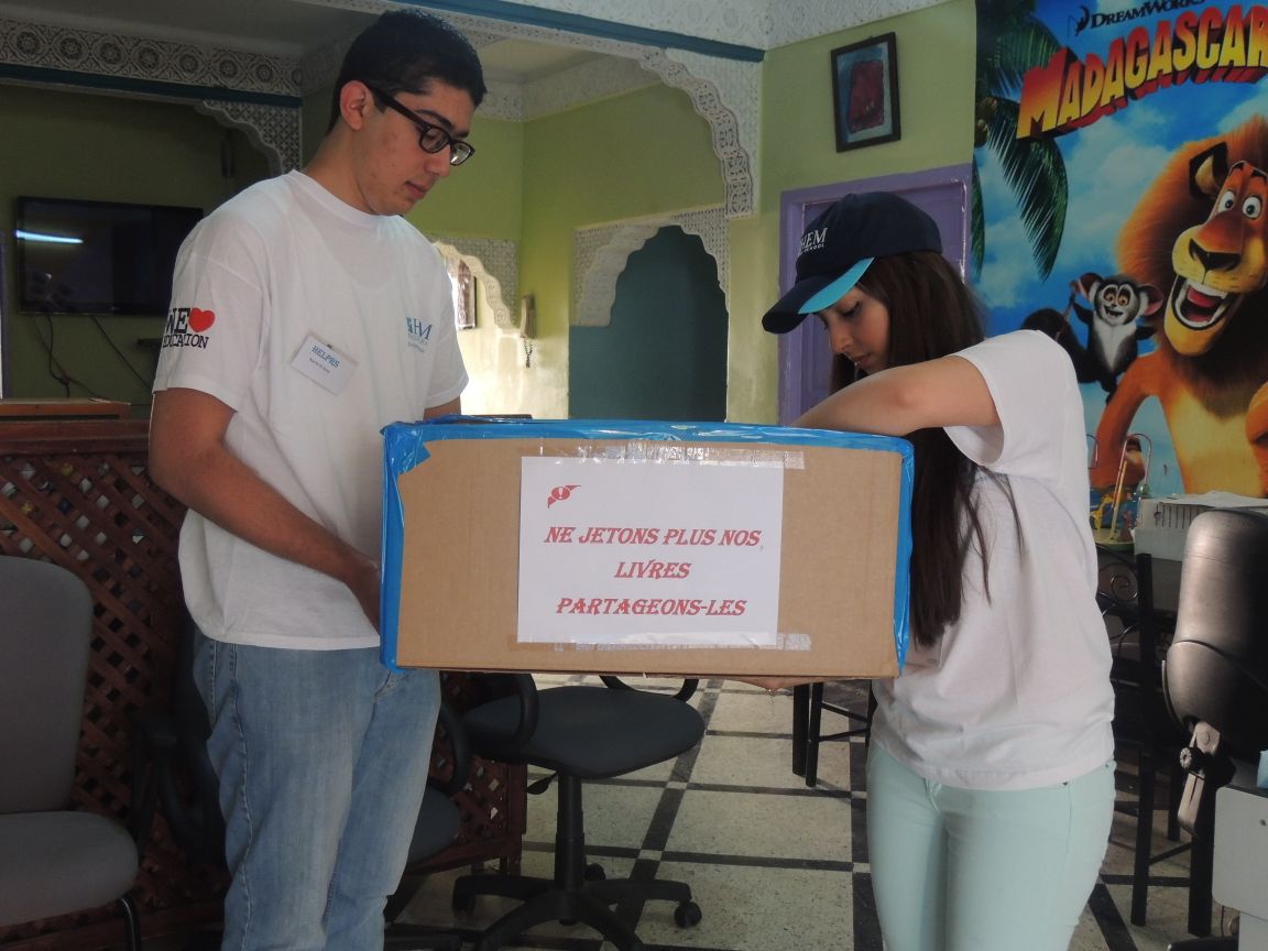 HEMofficiel's tweet photo. En images, #Prolib d'étudiants de #HEMFès qui ont aménagé une bibliothèque au sein de l'association "Basma" d'enfant atteints de #Trisomie21 https://t.co/uMOyZsXb0K