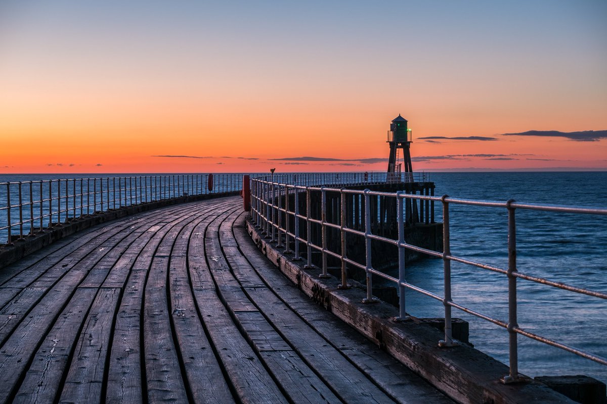WhitbyPhotos's tweet photo. A Few recent shots #whitby #yorkshire #sunset #fuji #fujiholics #xt2 https://t.co/dZ7bgMjPjY