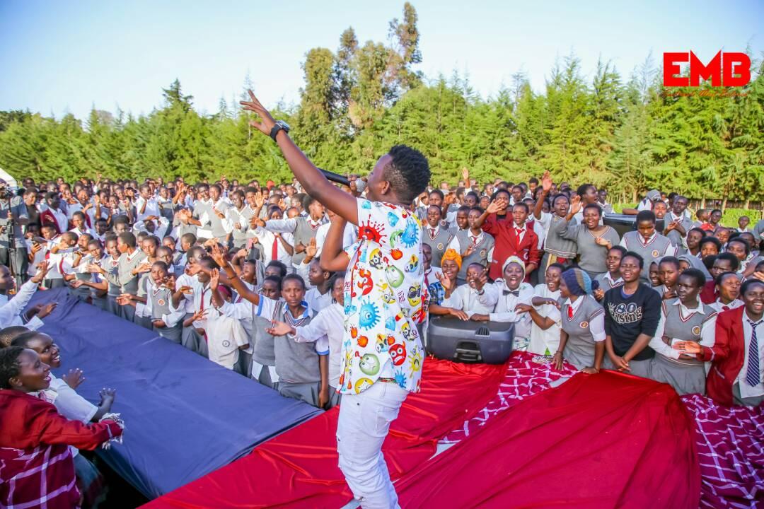 blendartscom's tweet photo. Artspire School Tour at Kapkenda Girls with @BahatiKenya ,@MrSeedOfficial  and @davidwonderemb 
We Teach they Learn https://t.co/jq6RcrV47d