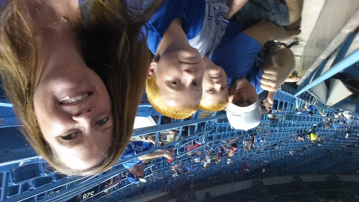 atpodger's tweet photo. #TDTUESDAY 1st @BlueJays game for the fam this year! https://t.co/lcuBoEiCKA