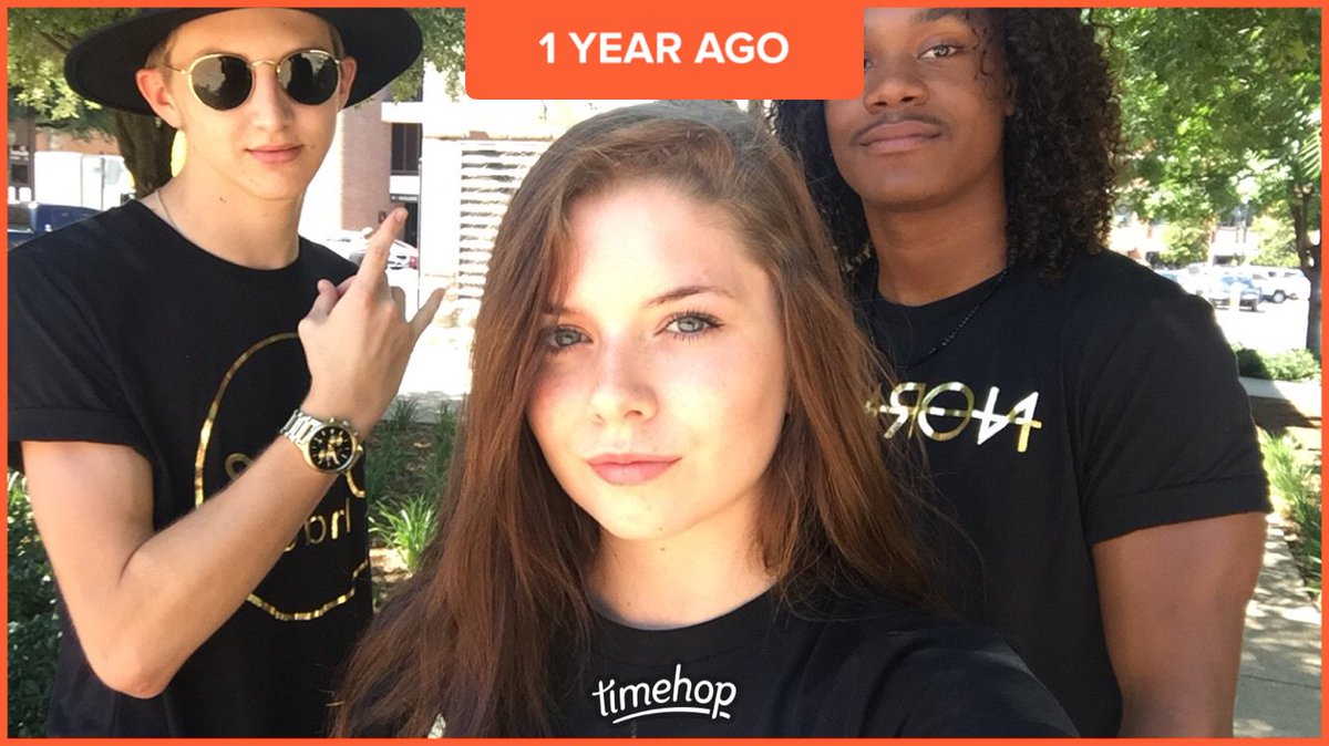 OhMyMisha_'s tweet photo. That one time we were models #RFNatYFN @MathesDillon https://t.co/V28qnQ6dEy